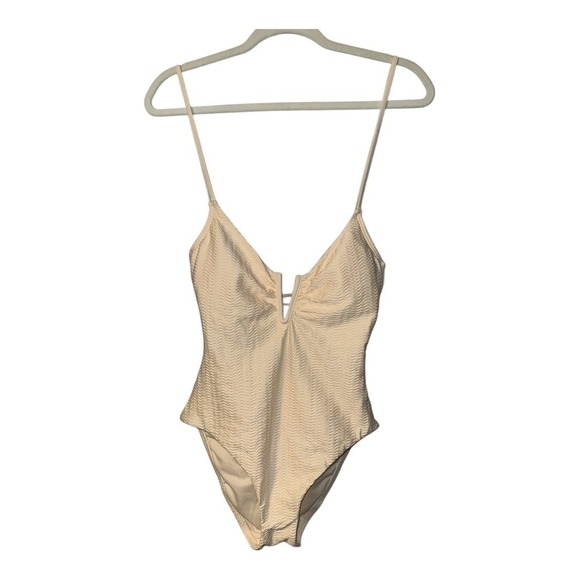 Sanctuary Women's Ribbed V-Wire White Sand One Piece Swimsuit, Small - Picture 1 of 7